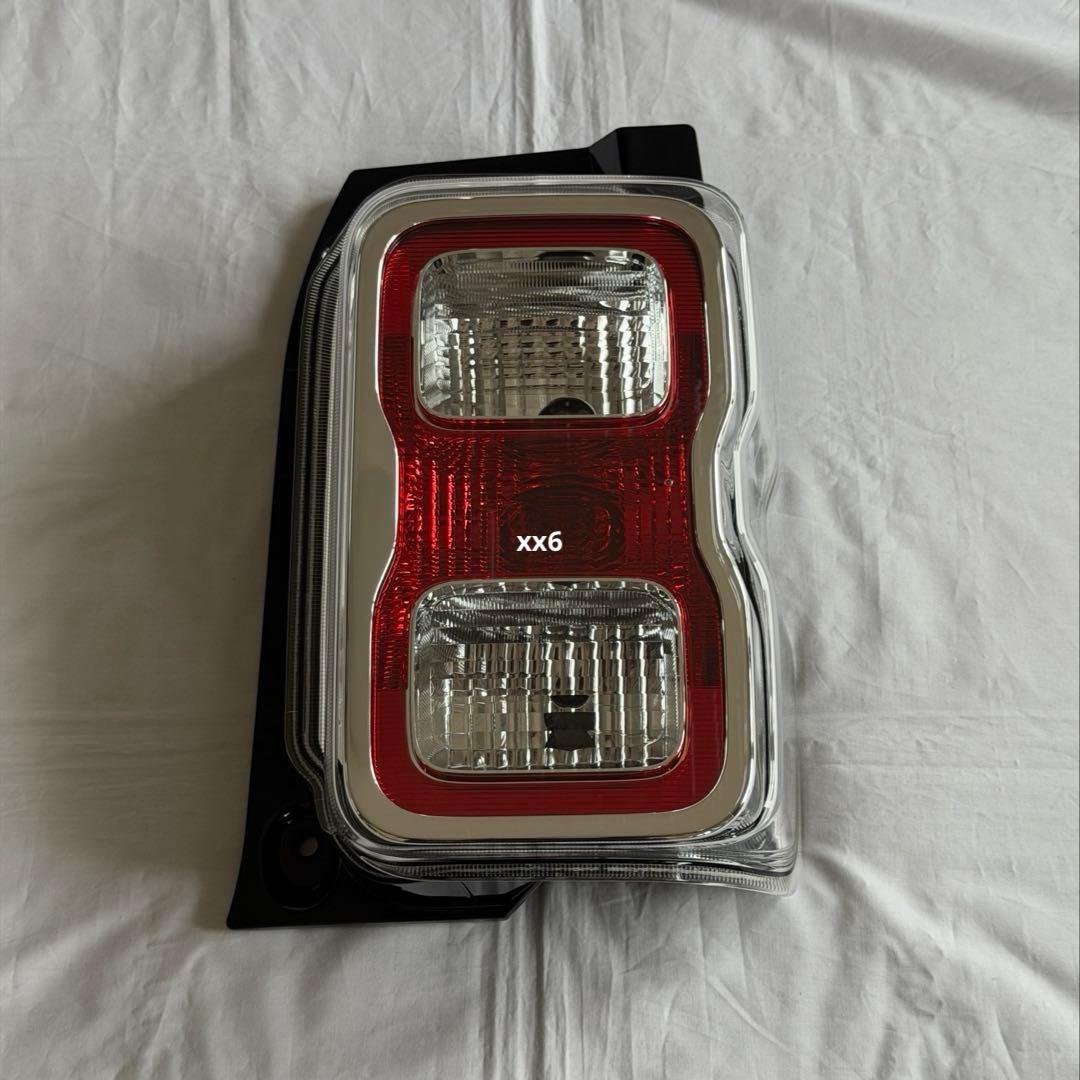 ハスラー / 純正テールランプ テールライト ユニット（右側）