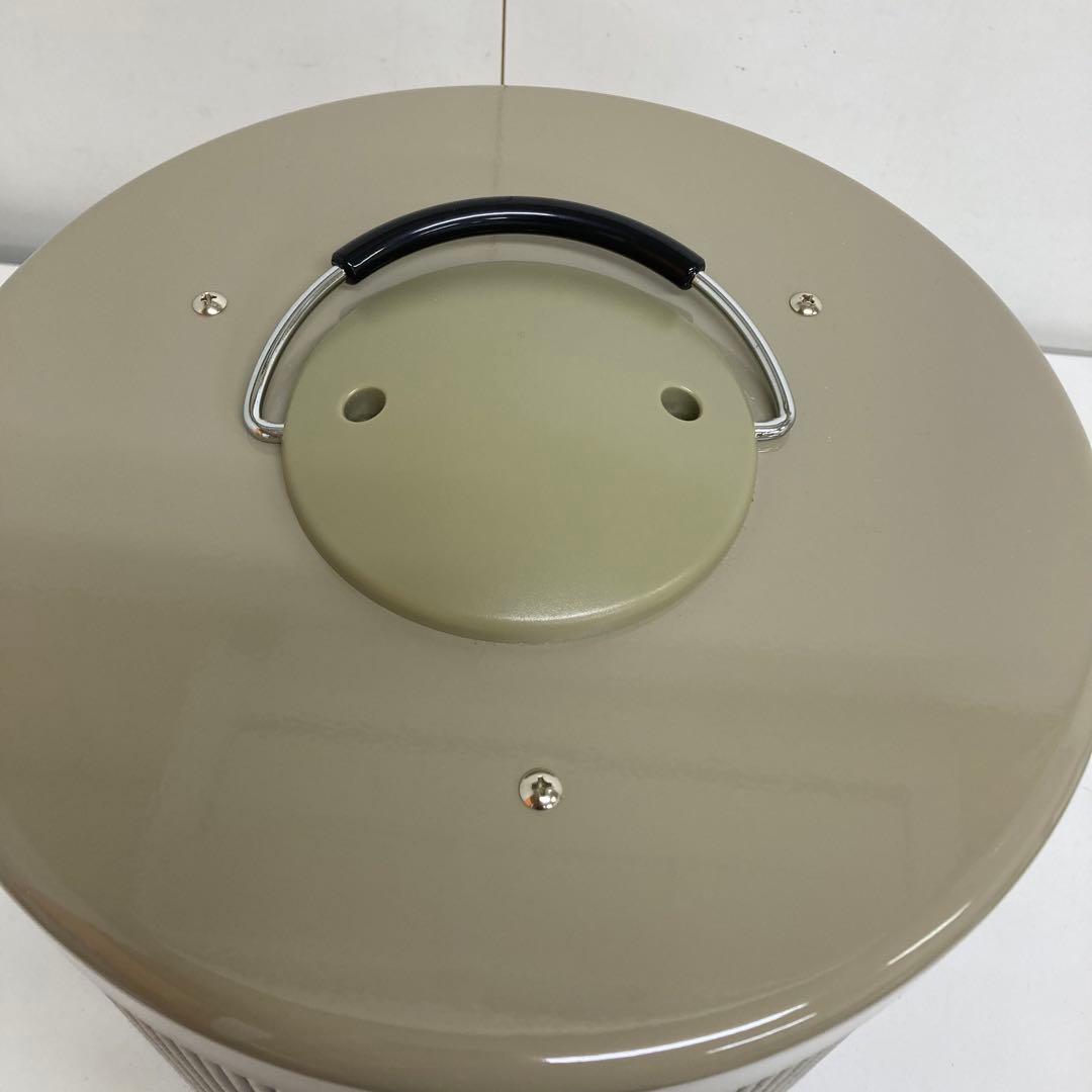 A689-46 アールシーエス 暖話室 1000型　遠赤外線輻射式パネルヒーター