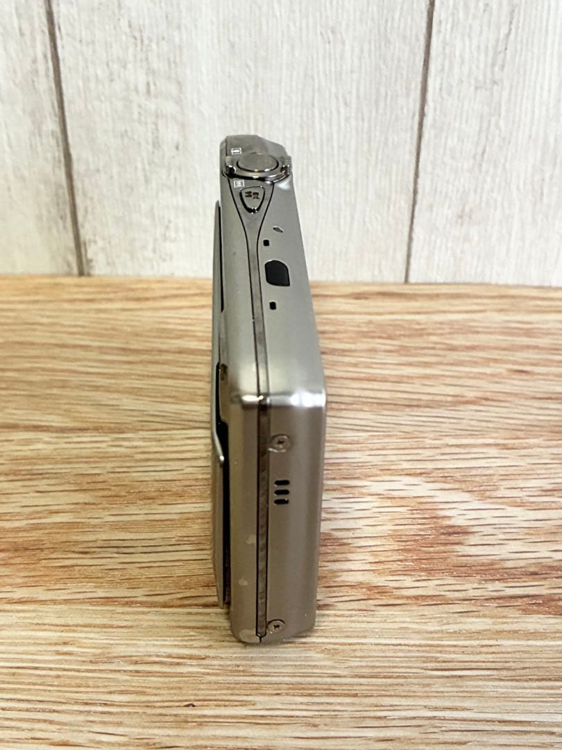 【極美品】 FUJIFILM FinePix Z900EXR デジカメ 動作品