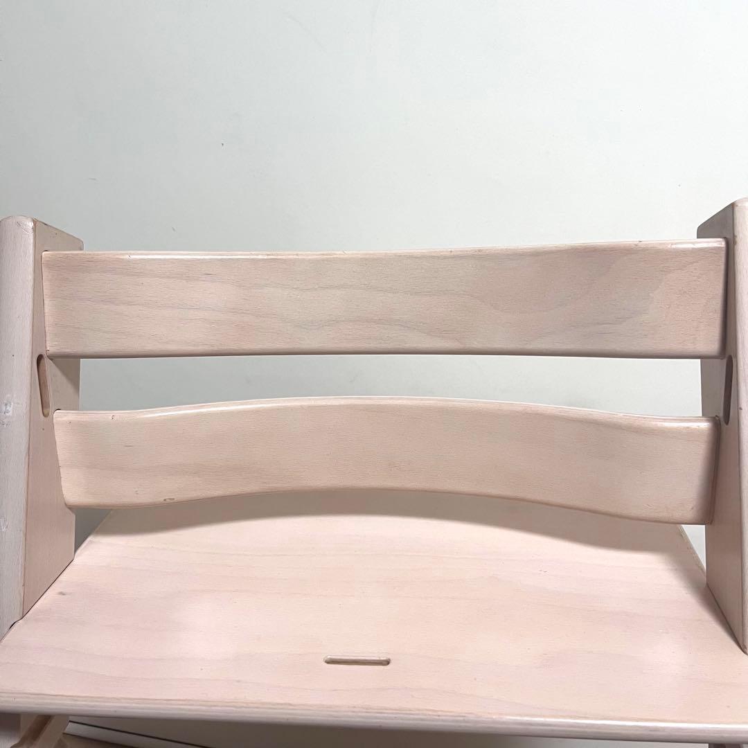 【新型ベビーセット付き】シリアル4　ストッケ トリップトラップホワイトウォッシュ