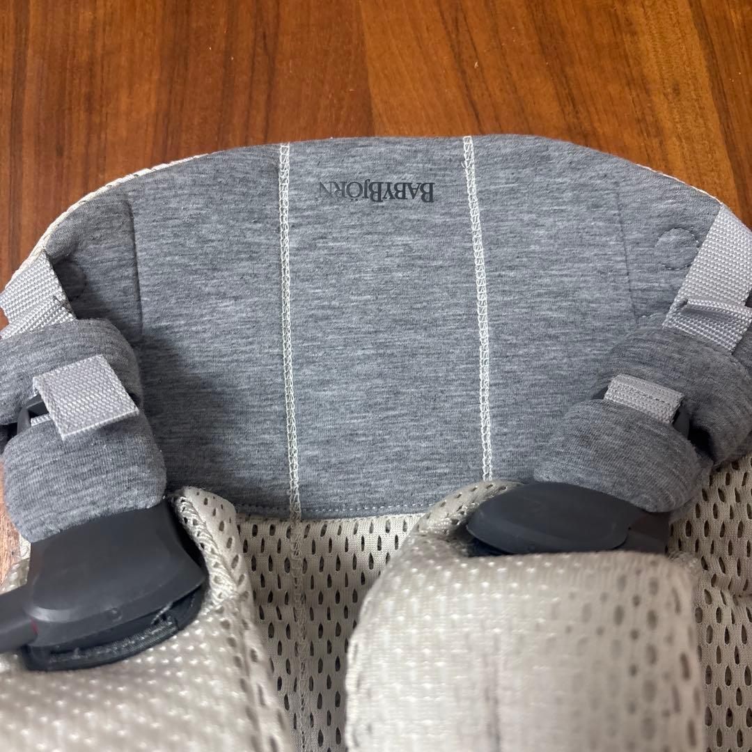 BABYBJÖRN 抱っこ紐 HARMONY クリーム