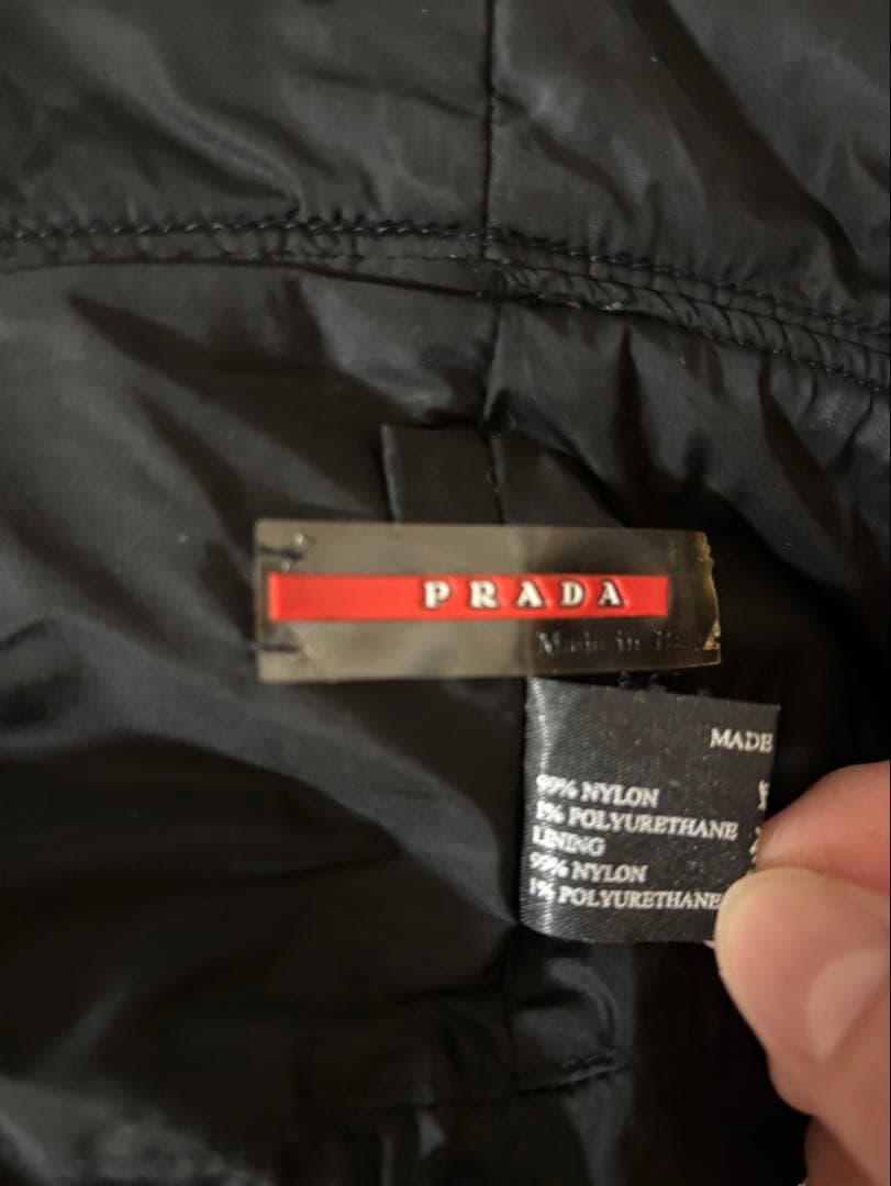 PRADA ブラック バケットハット[最終お値下げ]