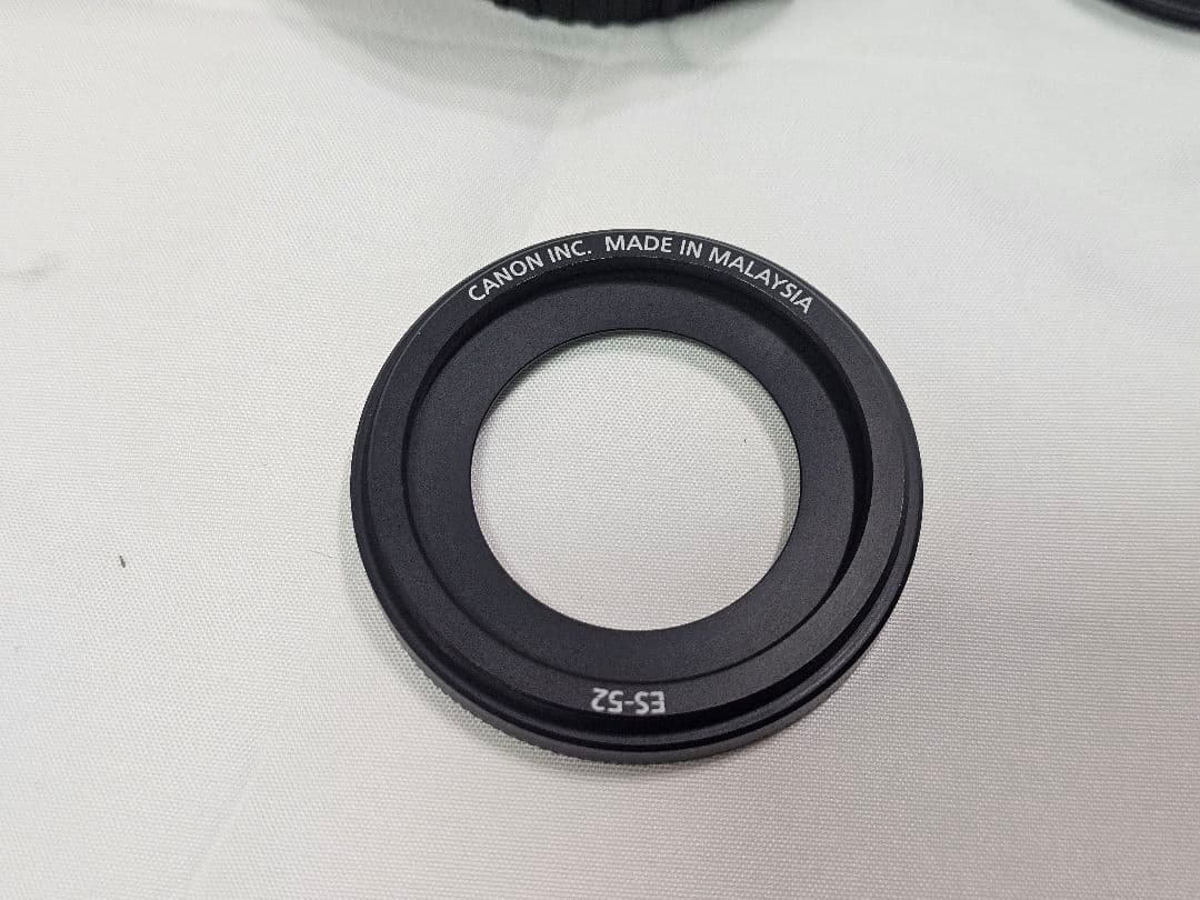 Canon EF-S 24mm f/2.8 STM レンズ