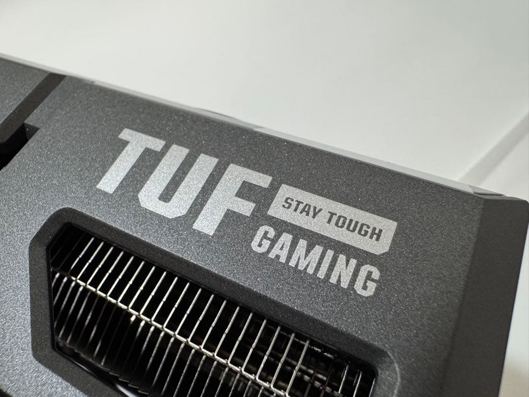 【GPU】ASUS TUF RTX 5070 Ti 16G【中古】