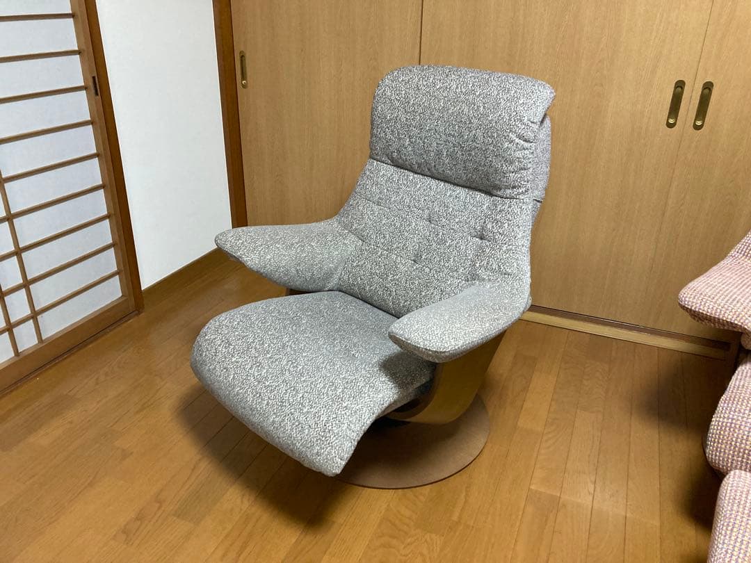カリモク リクライニングソファ ザファースト