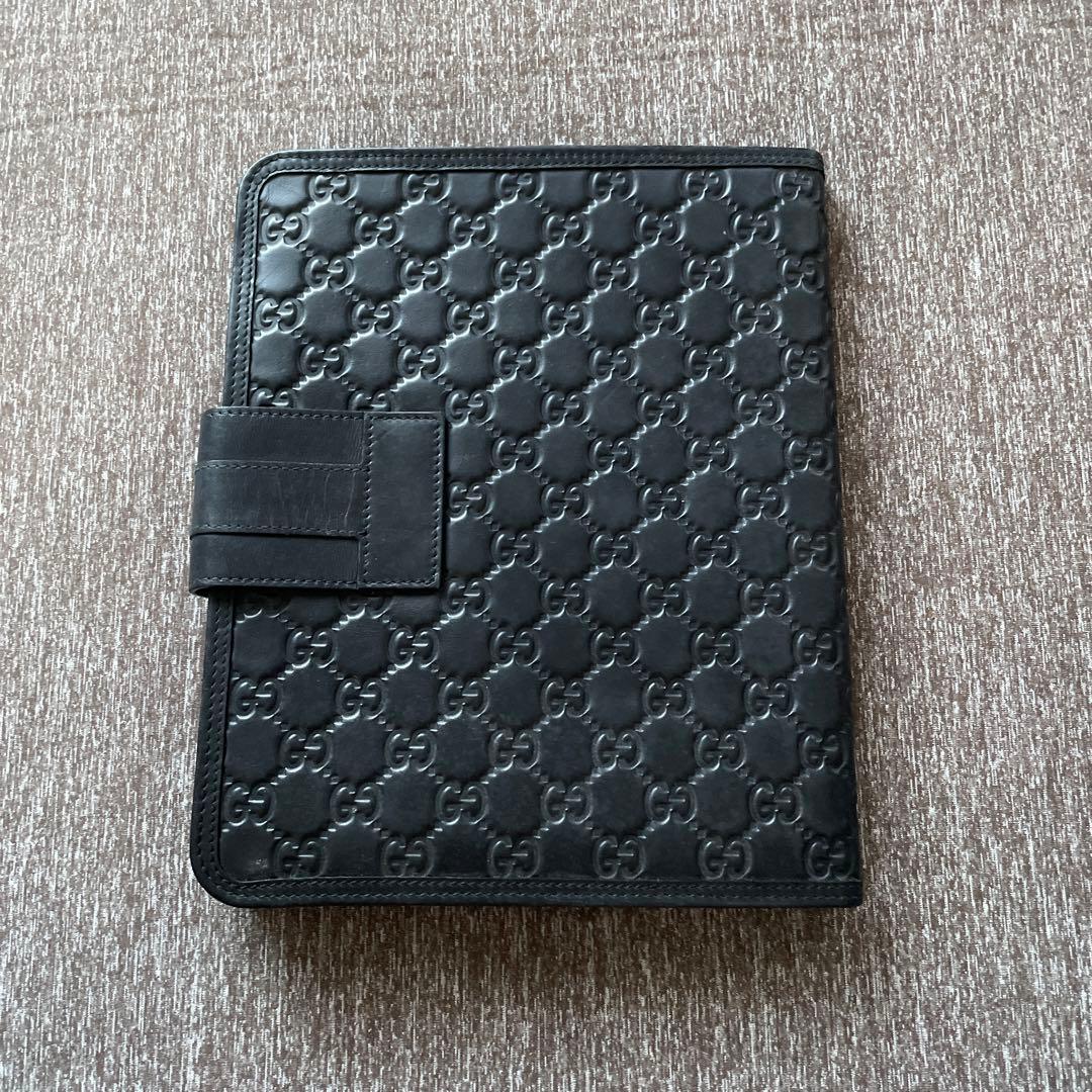 GUCCIのiPadケース