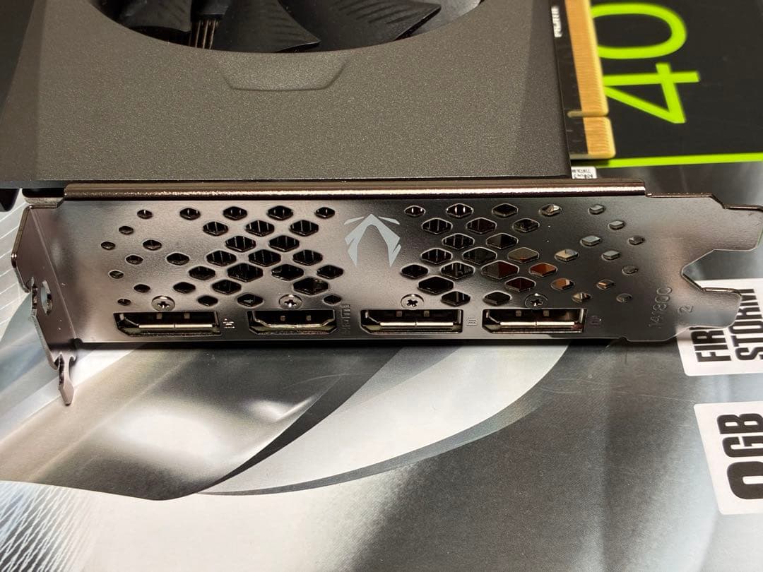 【美品】ZOTAC GeForce RTX 4060 8GB SOLO