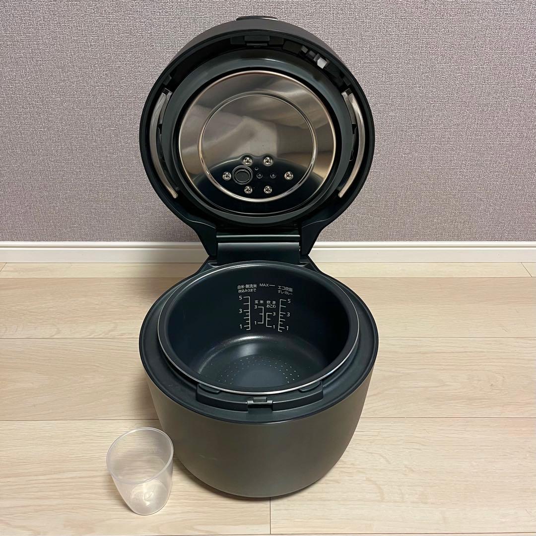 送料無料 24年製 Panasonic 圧力IH炊飯器 5合 SR-CR10B