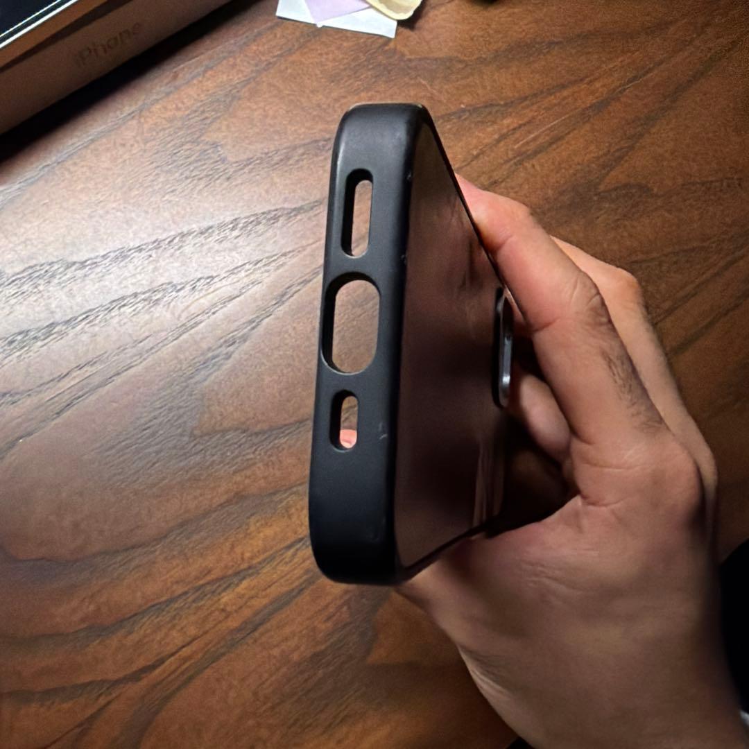 CASETiFY iPhone 15 ケース marble