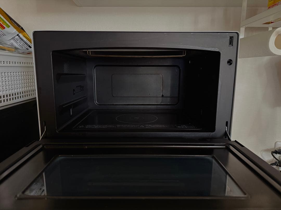 TOSHIBA 東芝　電子レンジ　石窯ドーム ER-SD70