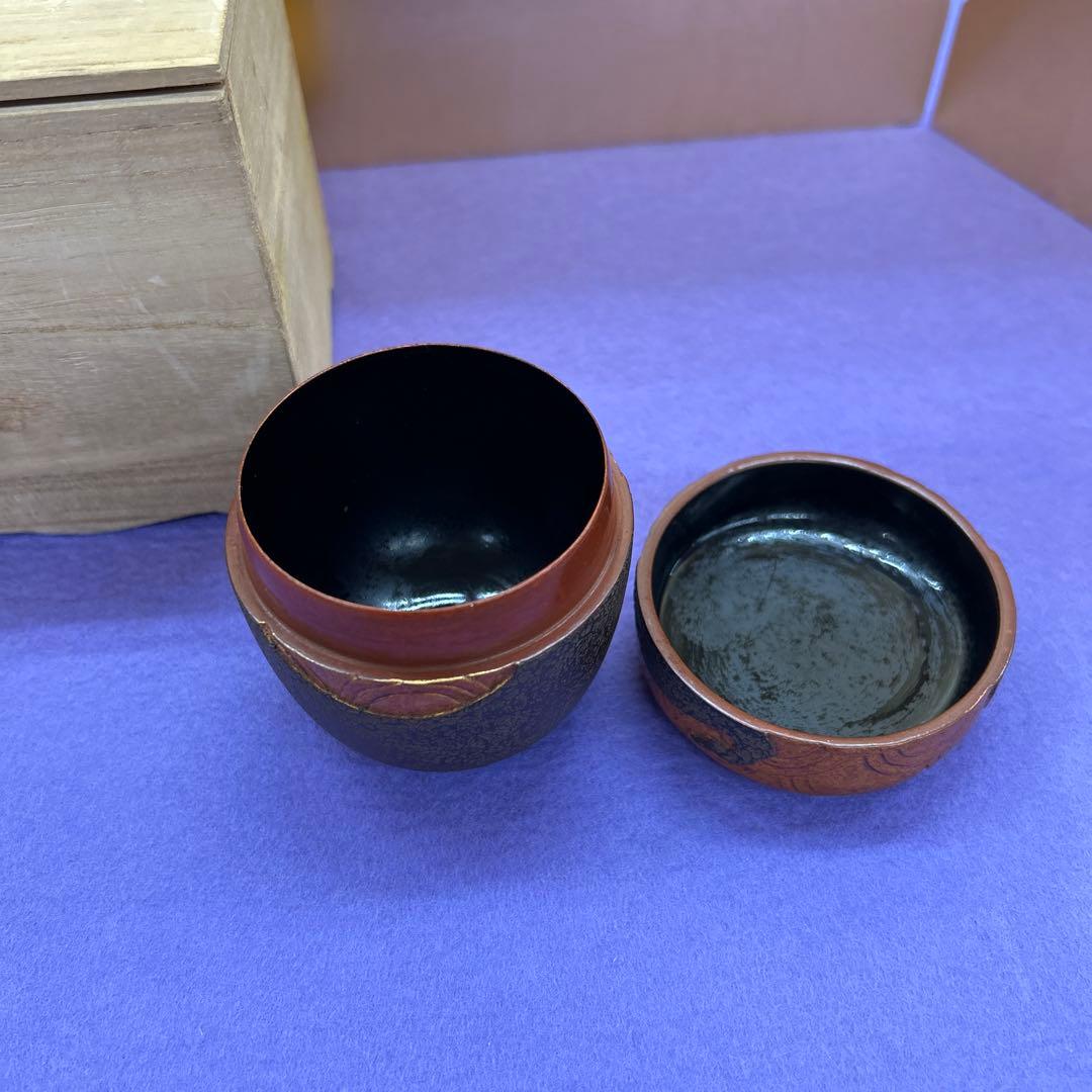 【50】鎌倉彫 金溜塗 青海波 棗 共箱附・波棗 茶道具 伝統工芸
