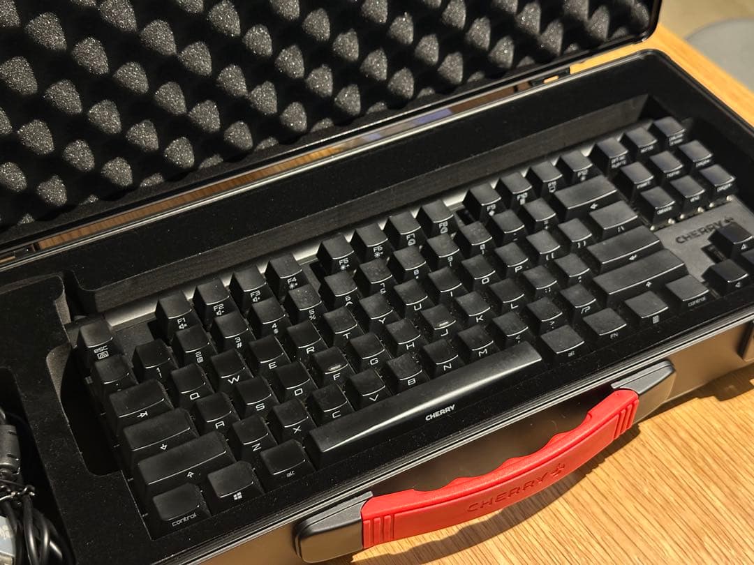 CHERRY MX8.0 RGBメカニカルキーボード チェリー　茶シャフト