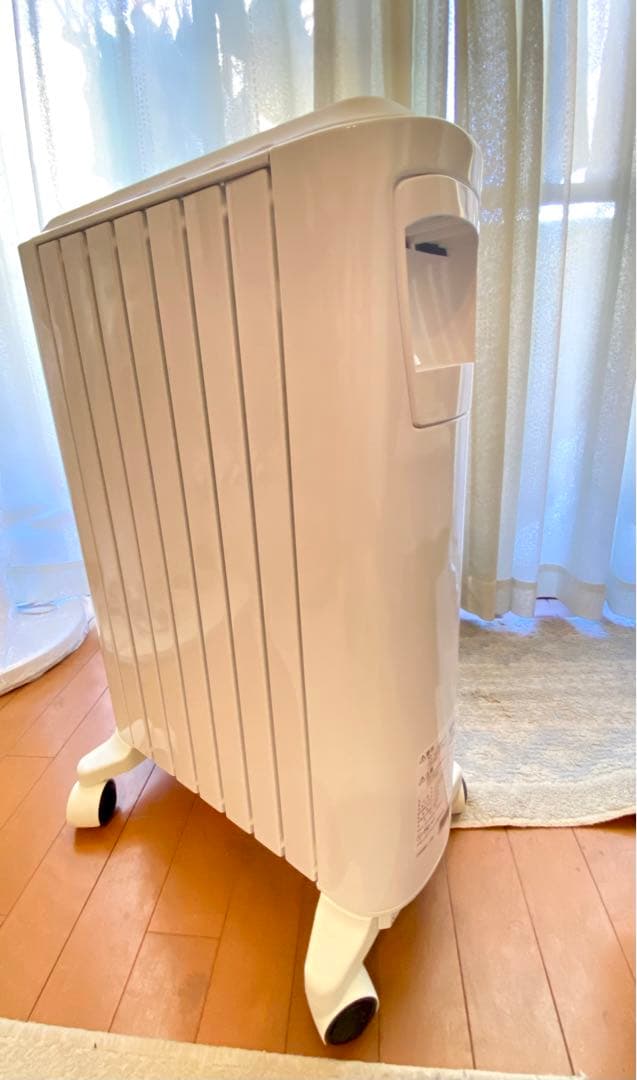 【着払い】ほぼ未使用☆2023年12月購入デロンギオイルヒーター
