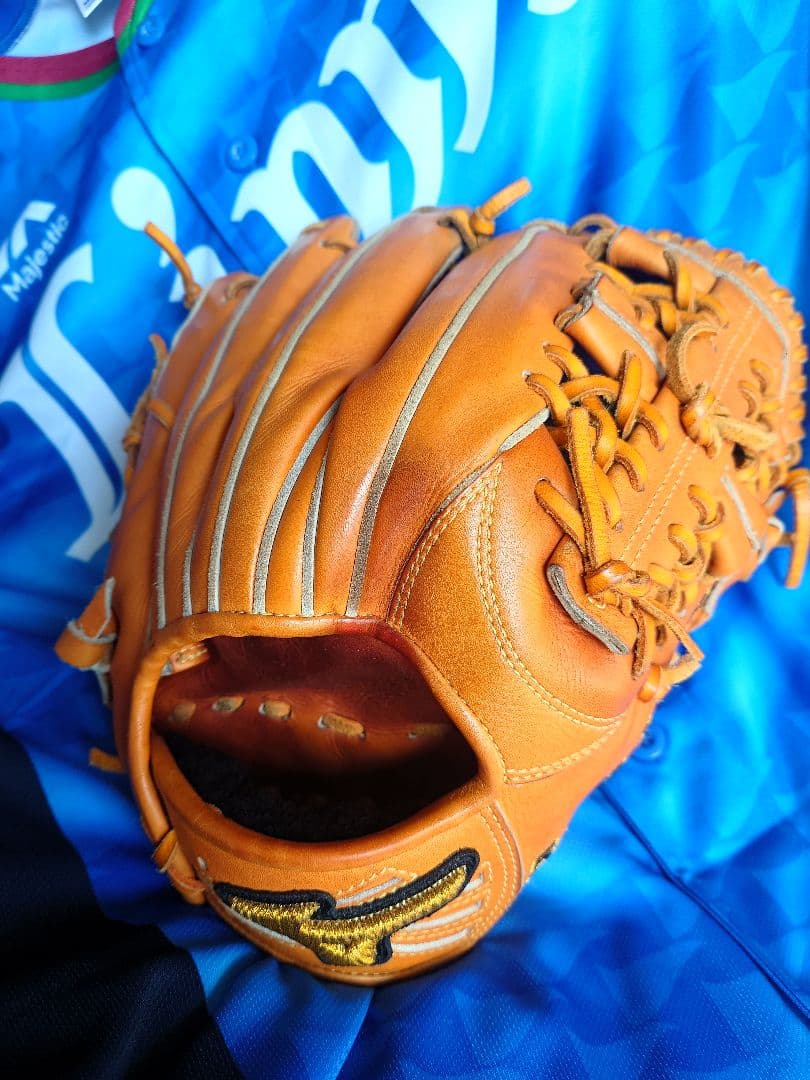NPB　支給硬式グローブ　内野手