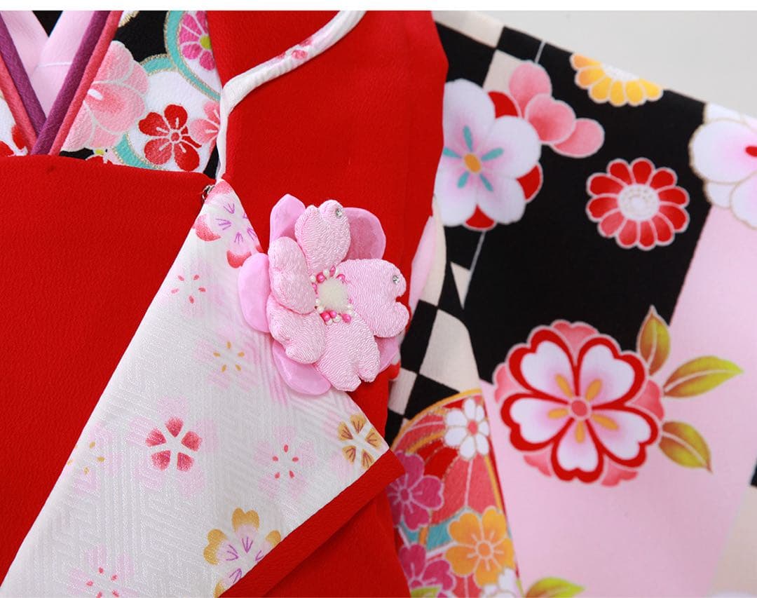 七五三3歳被布赤とピンクの花柄着物