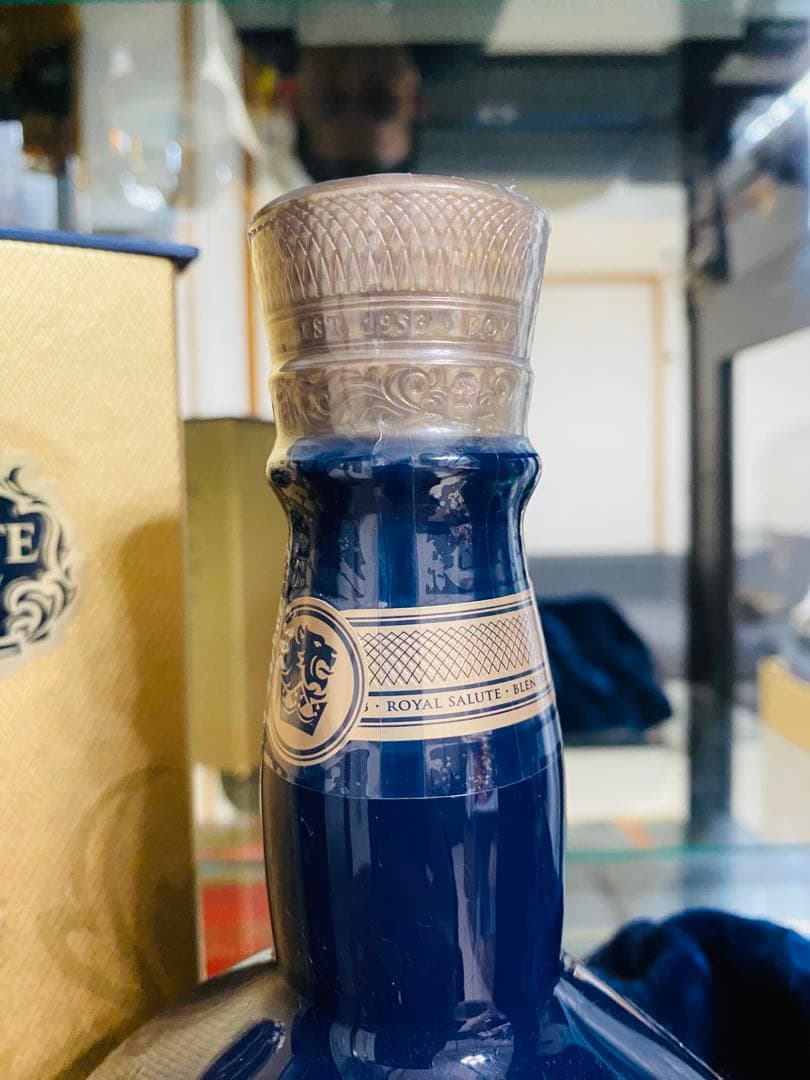  Salute 21年 Sapphire Flagon 700ml.