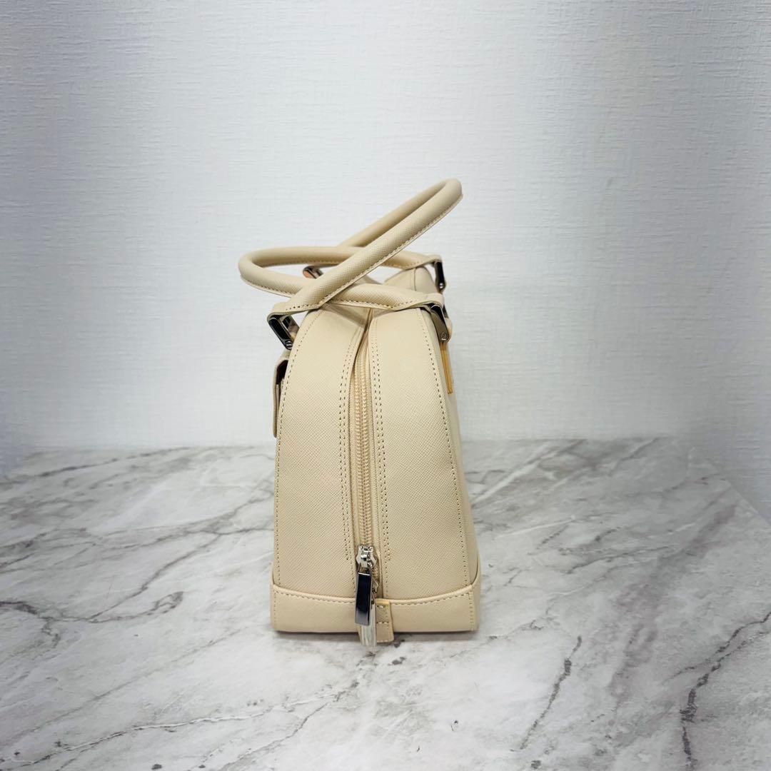 ✨BURBERRY✨バーバリー✨サファイアーノ✨レザー✨ベージュ✨ハンドバッグ✨