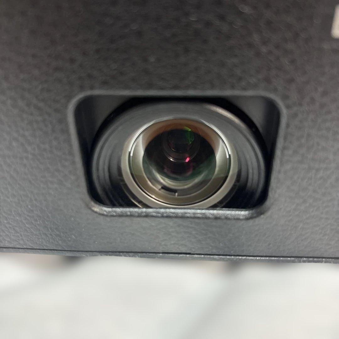 エプソン EF-12プロジェクター ヤマハスピーカー搭載 使用時間555h