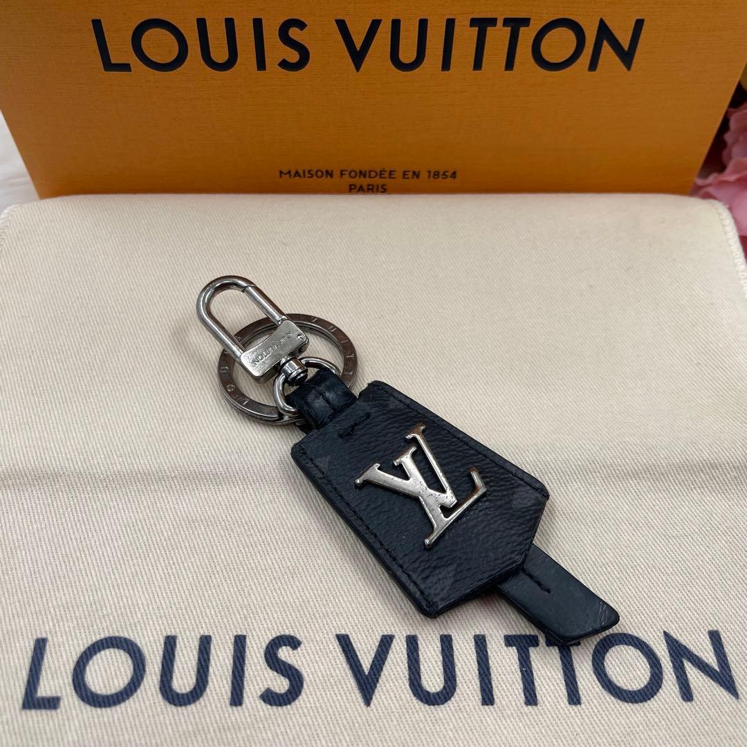 ルイヴィトン キーホルダー キーリング クロッシュ クレ チャーム　750