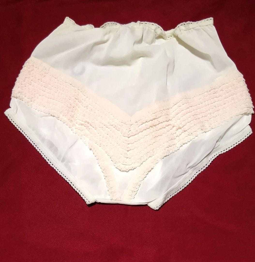 FRED PERRY　 レース装飾アンダースコート