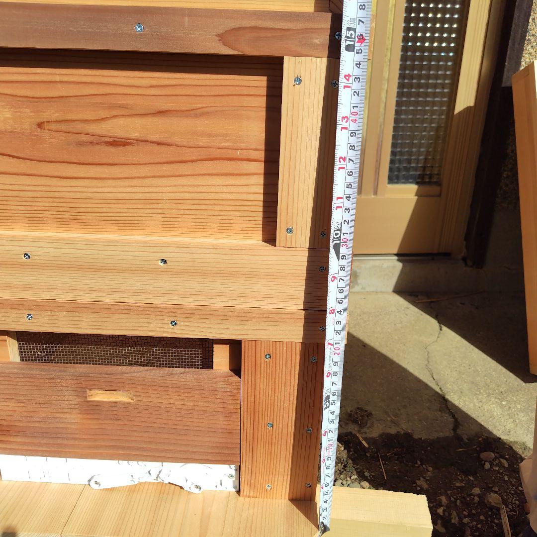 西洋蜜蜂の巣箱、杉板材使用 （10枚かけ）二段使用 縦54㎝✕横45✕高60です