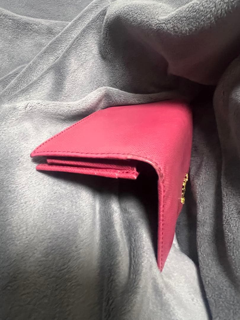 PRADA プラダ　サフィアーノレザー　ピンク　名刺入れ　レディース