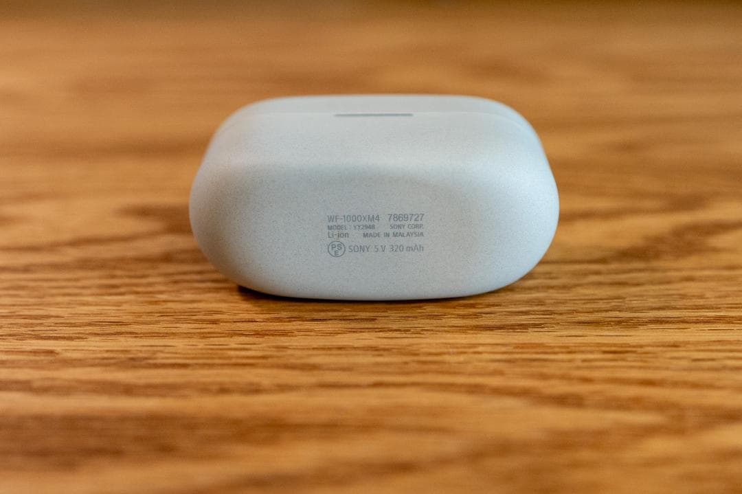 WF-1000XM4 プラチナシルバー 【イヤーピース M or L のみ】