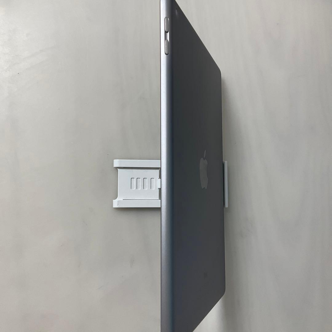 iPad 第6世代　32GB Wi-Fi
