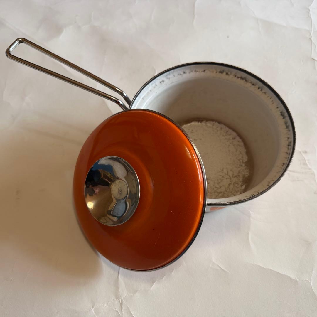 北欧ビンテージ食器　キャサリンホルム　ホーロー　片手鍋　ロータス