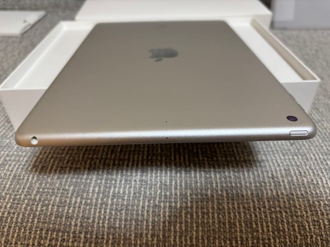美品　iPad 第9世代　wifiモデル　64GB シルバー　その2