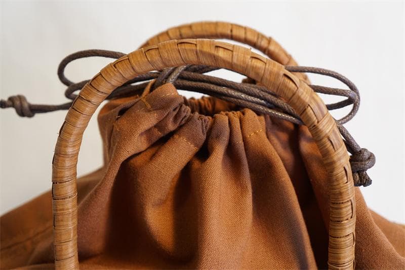 山葡萄 籠 かごバッグ 網代編・未使用品・やまぶどう籠・美品　趣のある逸品です