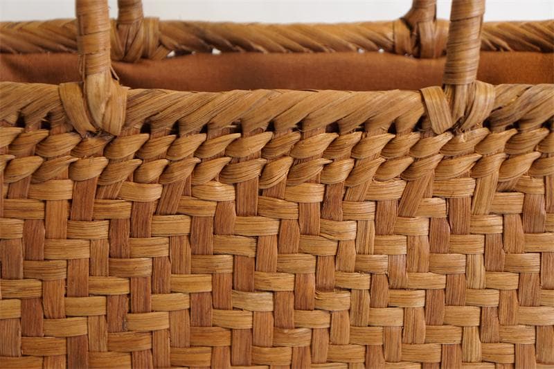 山葡萄 籠 かごバッグ 網代編・未使用品・やまぶどう籠・美品　趣のある逸品です