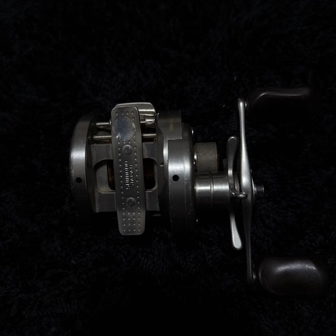 SHIMANO CALCUTTA CONQUEST 200DC カルカッタ