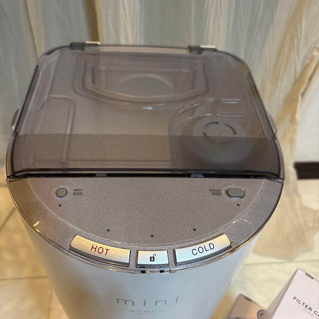 ミニ mini ウォーターサーバー BSH-311 カートリッジ4個付き