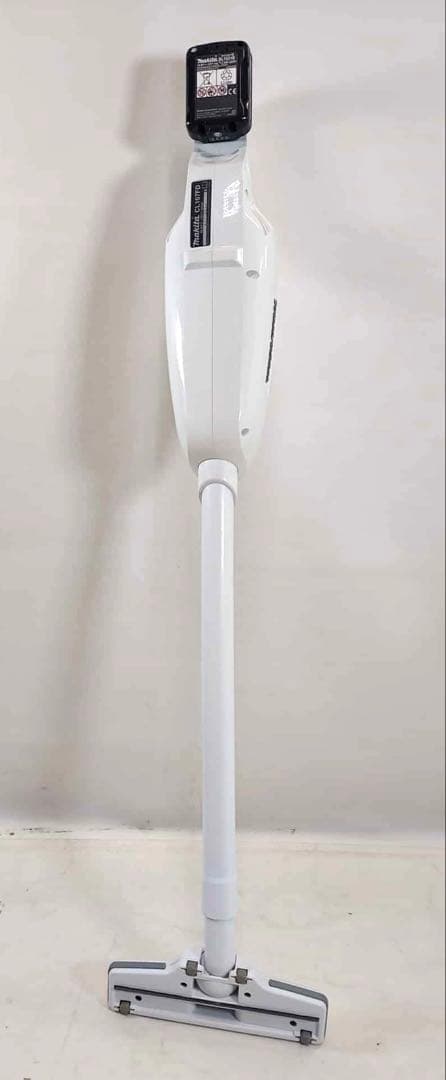 マキタ 充電式クリーナー CL107FD