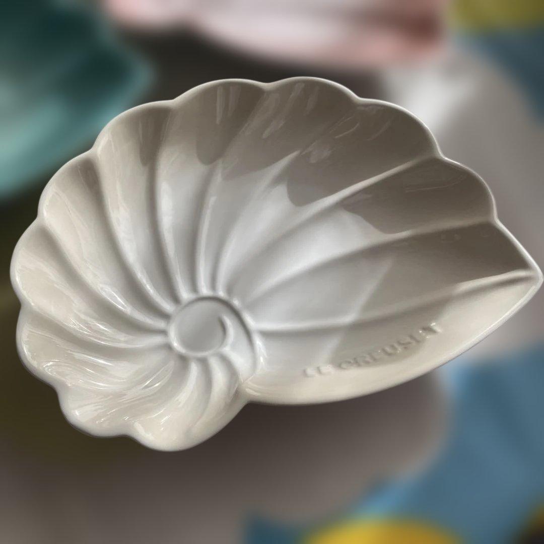 ル・クルーゼ　ミディアムシェルディッシュ3枚