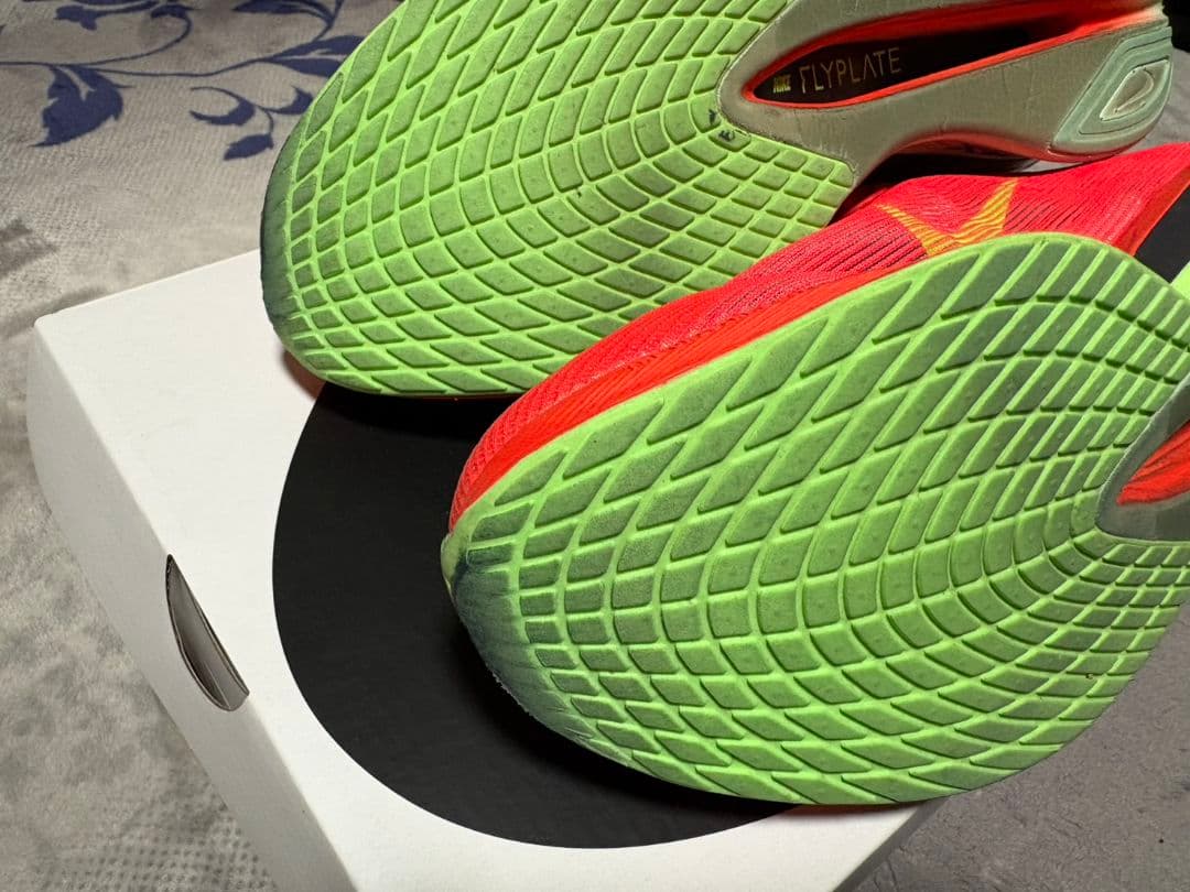 ナイキ ヴェイパーフライ 4　27cm