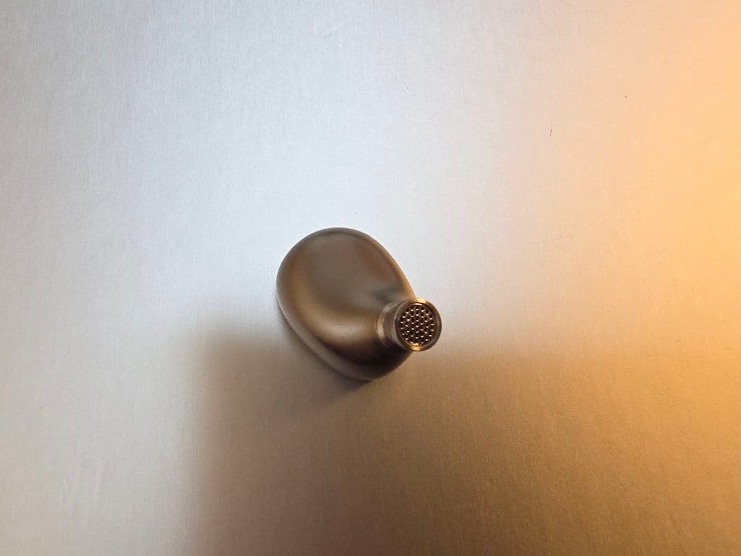 Melodic Artification Eclipse リケーブル可能イヤホン