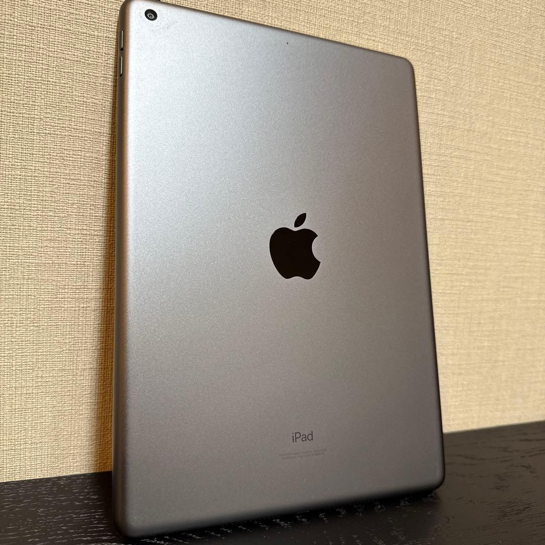 Apple iPad 第9世代 256GB wifiモデル 純正ケース付