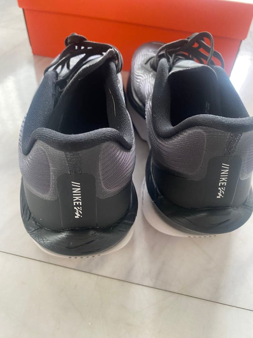 美品・箱付き【NIKE ズームフライ6 】26.5cm zoomflyブラック