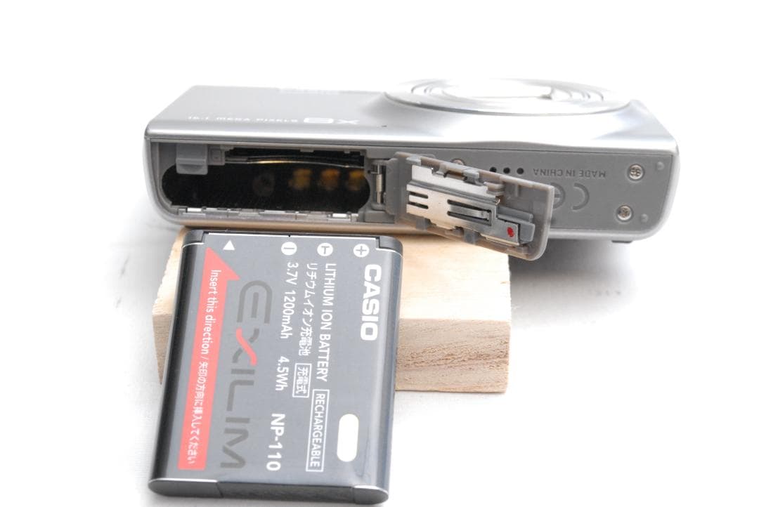 CASIO EXILIM EX-Z3000 (良品）