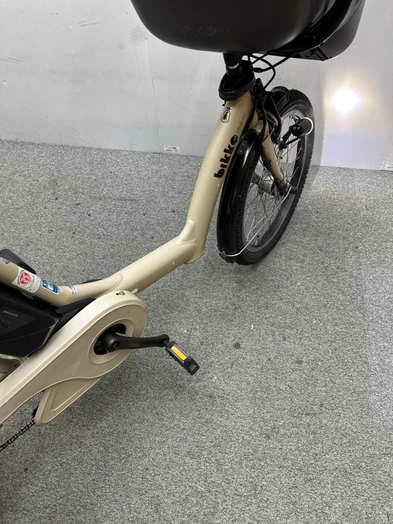 3人乗り電動自転車　チャイルドシート付き　ブリヂストンビッケポーラーe　お買い得