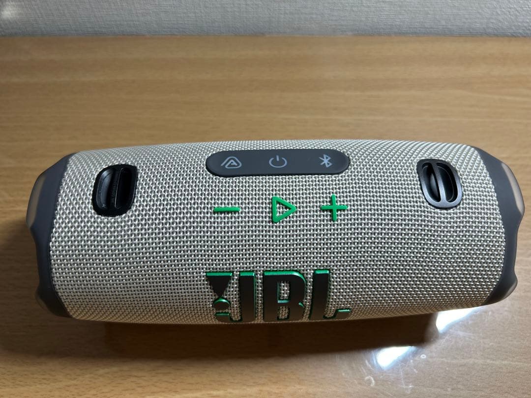 JBL Charge6 ウィンブルドングリーン箱付き
