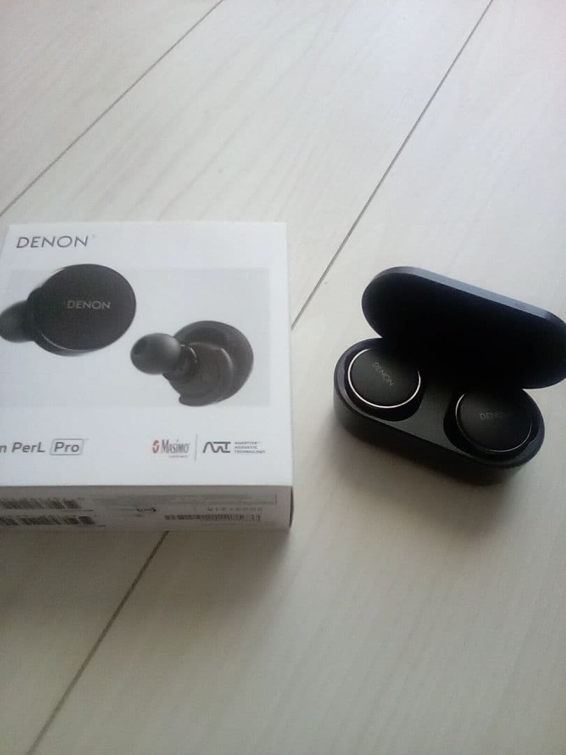 DENON PerL Pro ワイヤレスイヤホン ブラック　ジャンク品