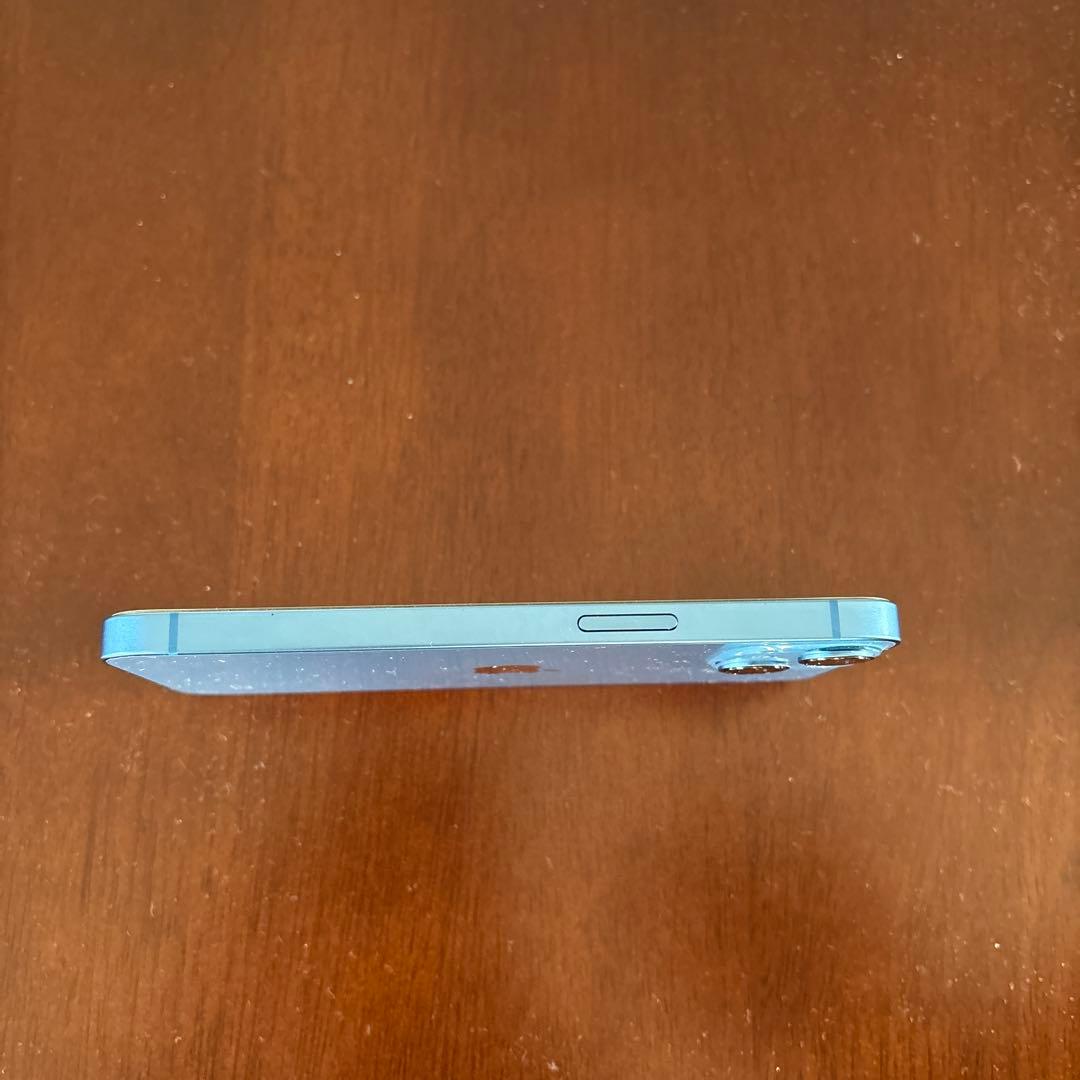 Apple iPhone 13 青 本体