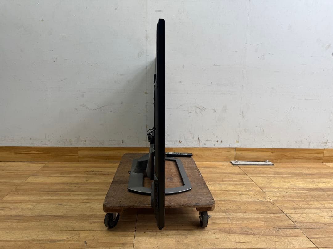 TG254 シャープ　アクオス　60V型 液晶テレビ LC-60G9 15年