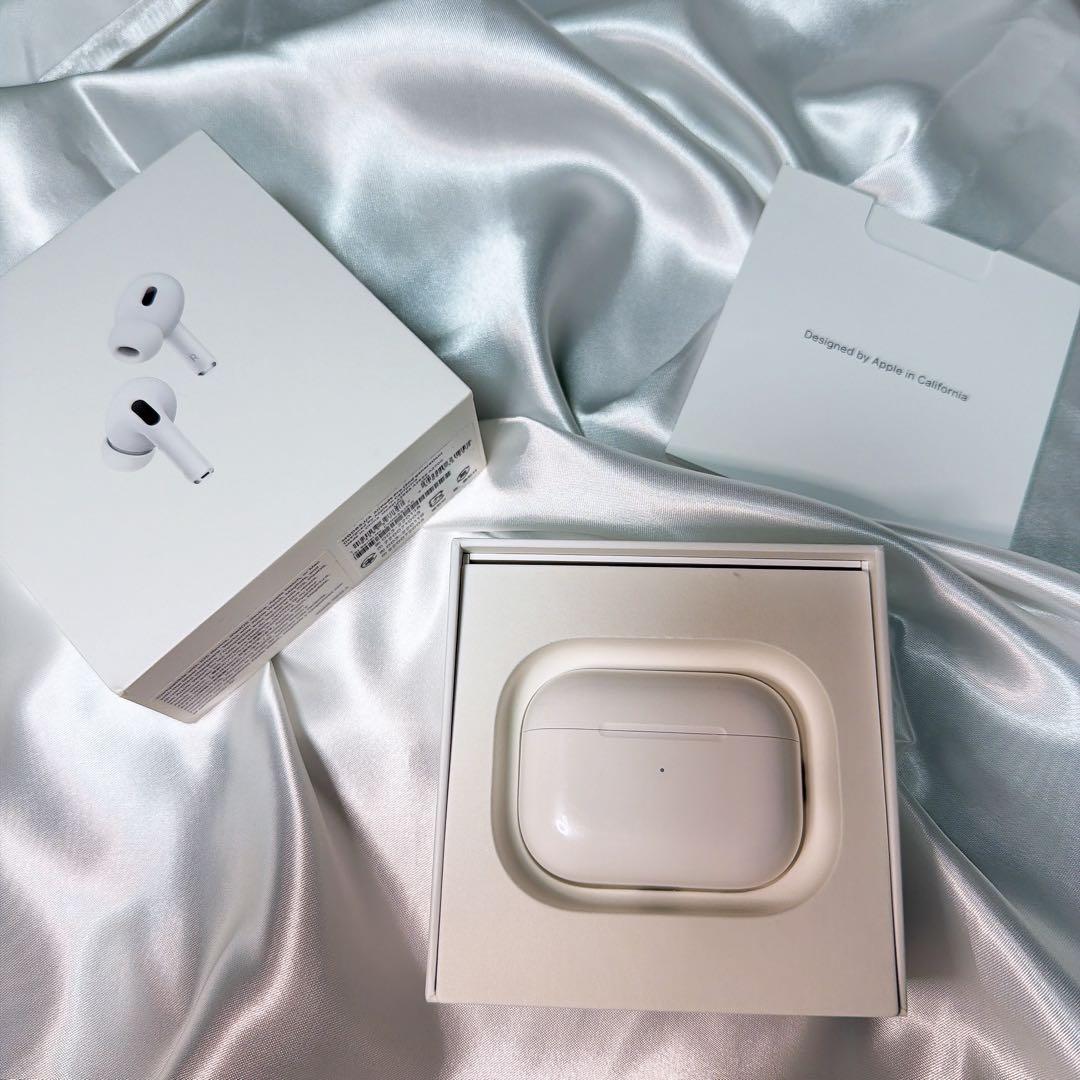Apple AirPods Pro 第2世代　本体 充電ケース付き