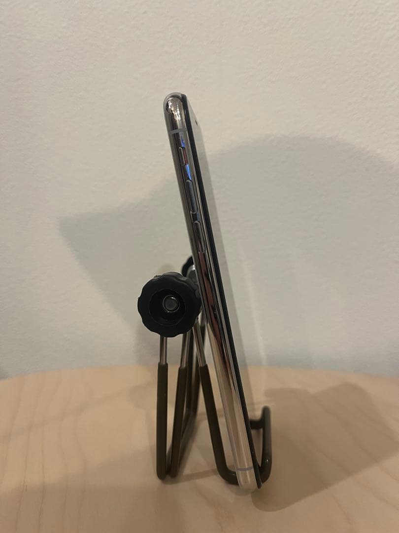 iPhone X 256gb シルバー (ホワイト)カバーと充電器付 シムフリー