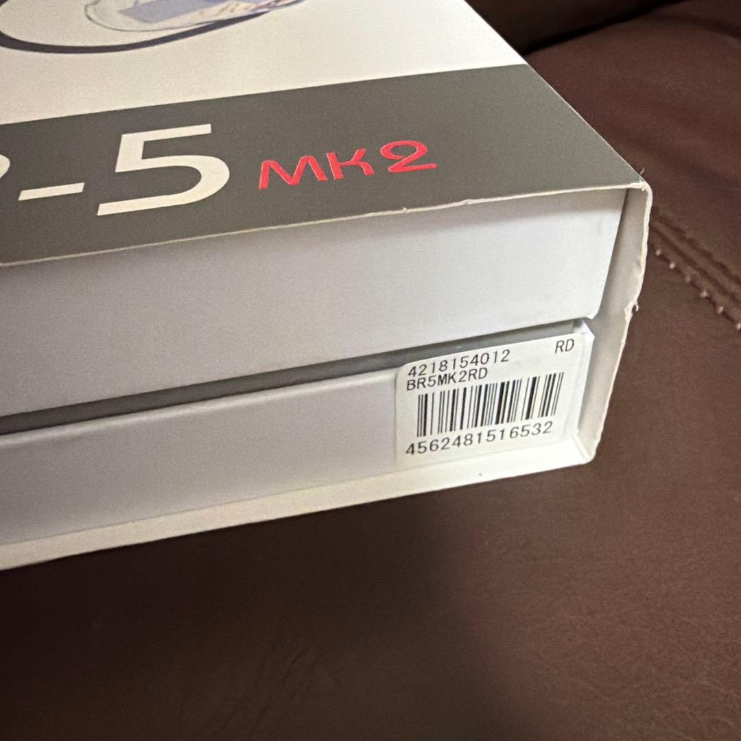 カナル型イヤホン BR5Mk2 RD