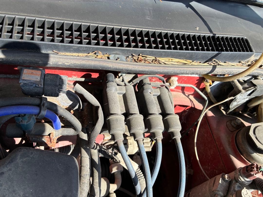 ひさん　ヴィヴィオ　ルーフモール　とめ金具？